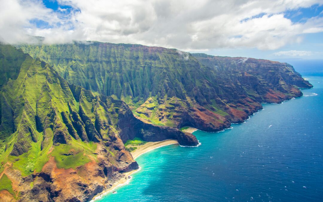 A scenic view of Hawaii’s shoreline.